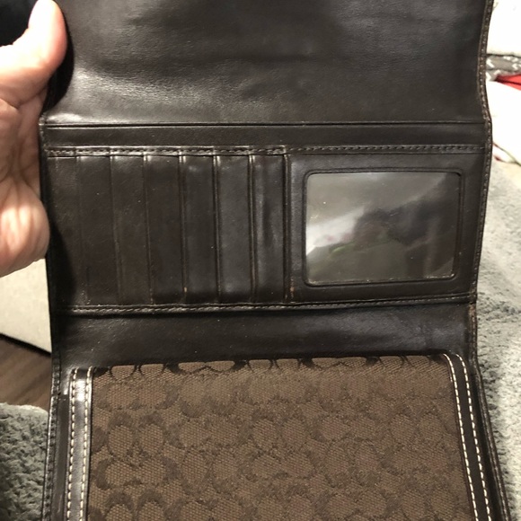 Coach Wallet - Picture 2 of 2